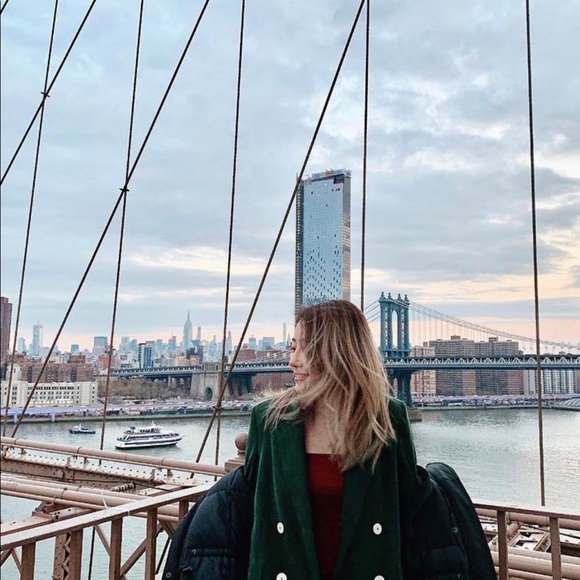 Blazer - Picture 4 of 4